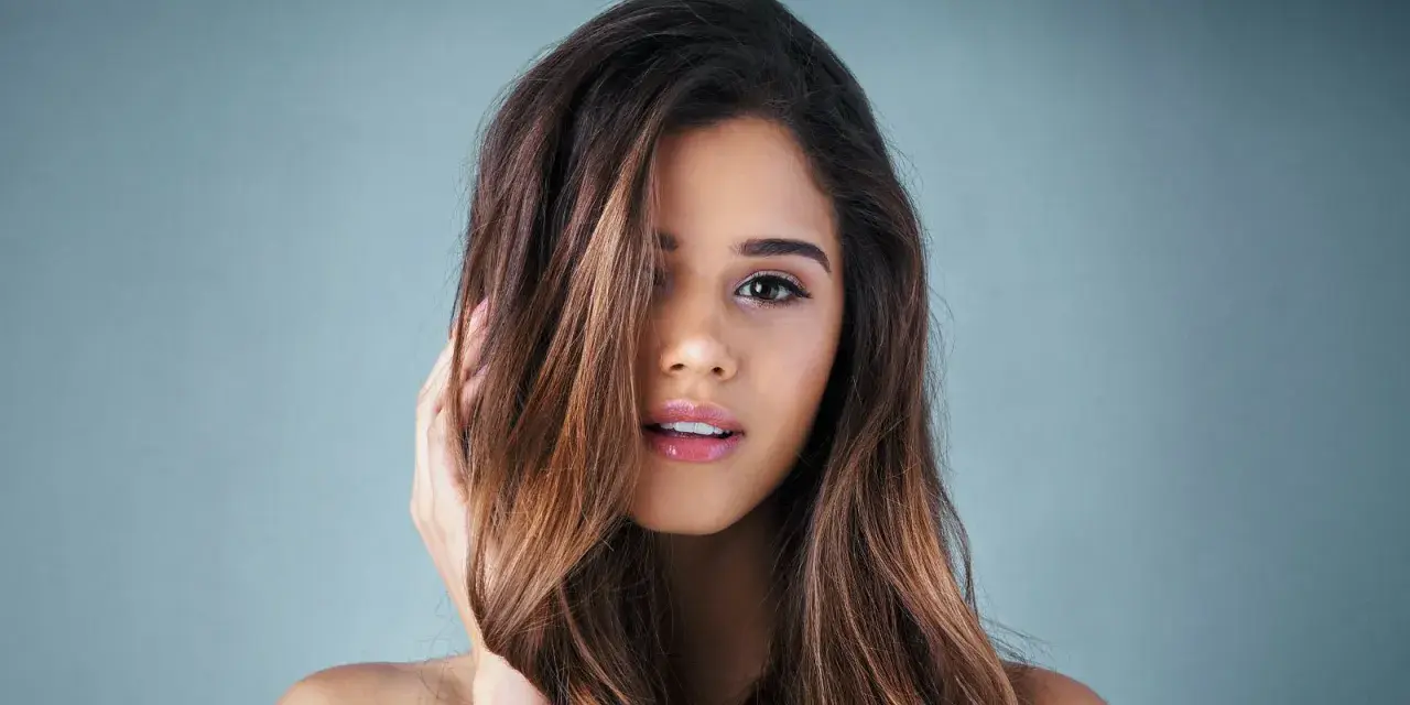 Ihr Blond glänzt! Glossing gegen Gelbstich Salon oder DIY?