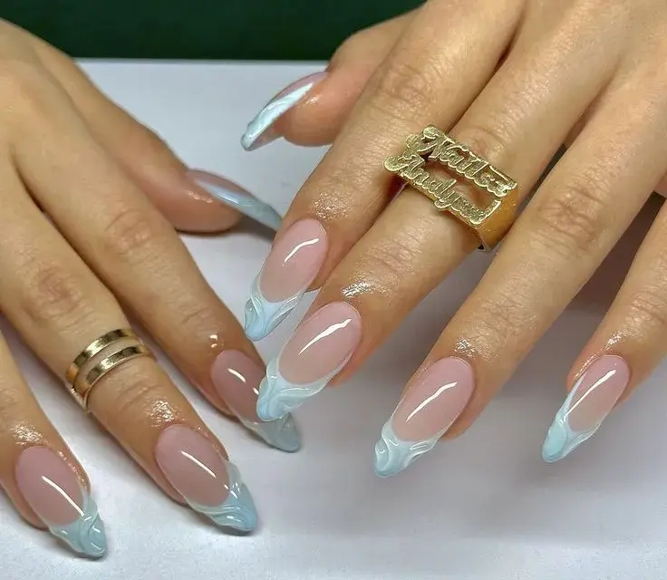 Shellac Nägel Sommer: Top-Trends & Pflege für strahlende Urlaubsnägel