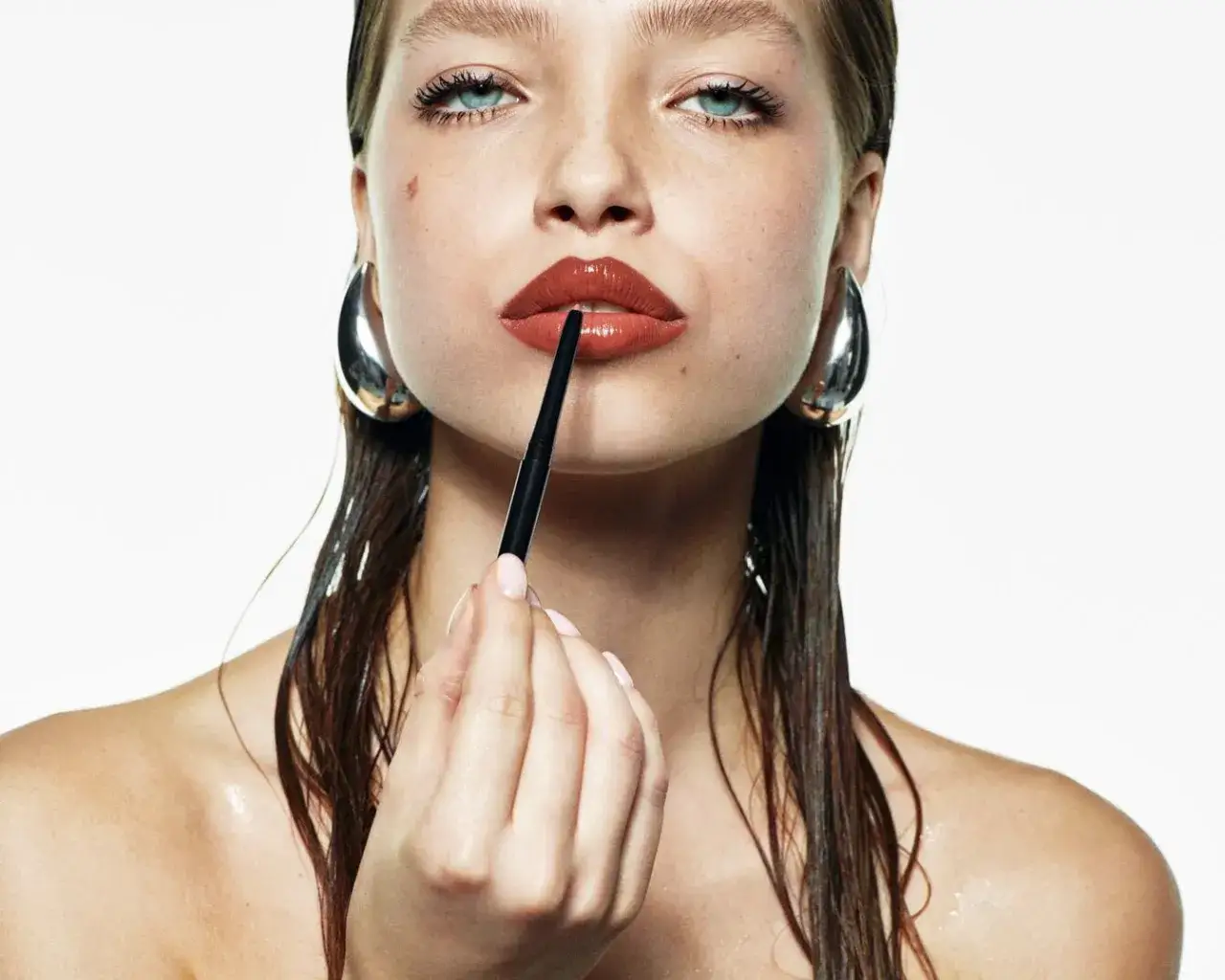 Zdjęcie Make-up Pinsel: Dein Guide für makellosen Look &amp; perfekte Pflege
